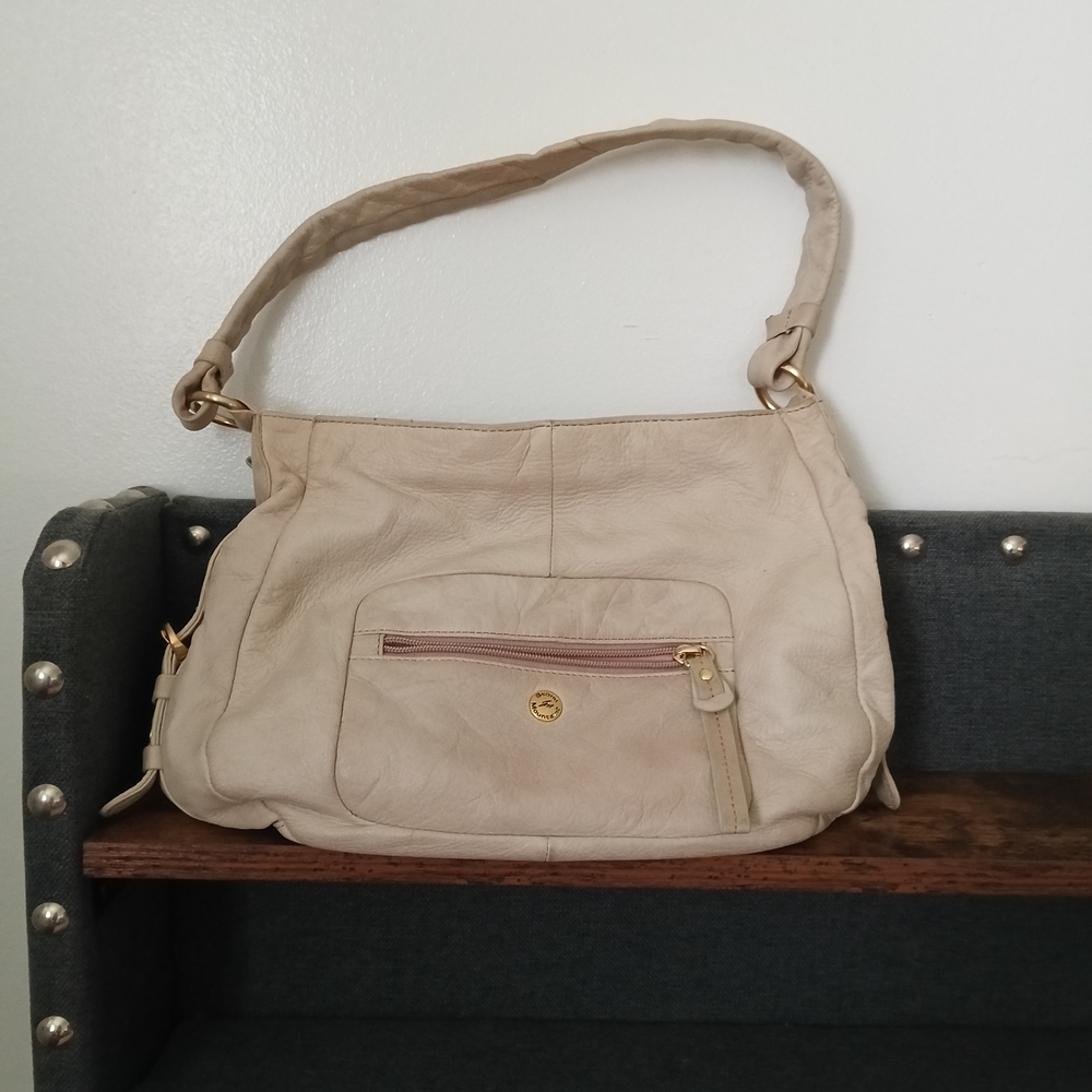 Stone Mountain Accessories Cream Crossbody Bag